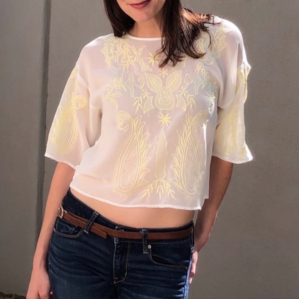 Forever 21 White and Yellow Patterned Blouse